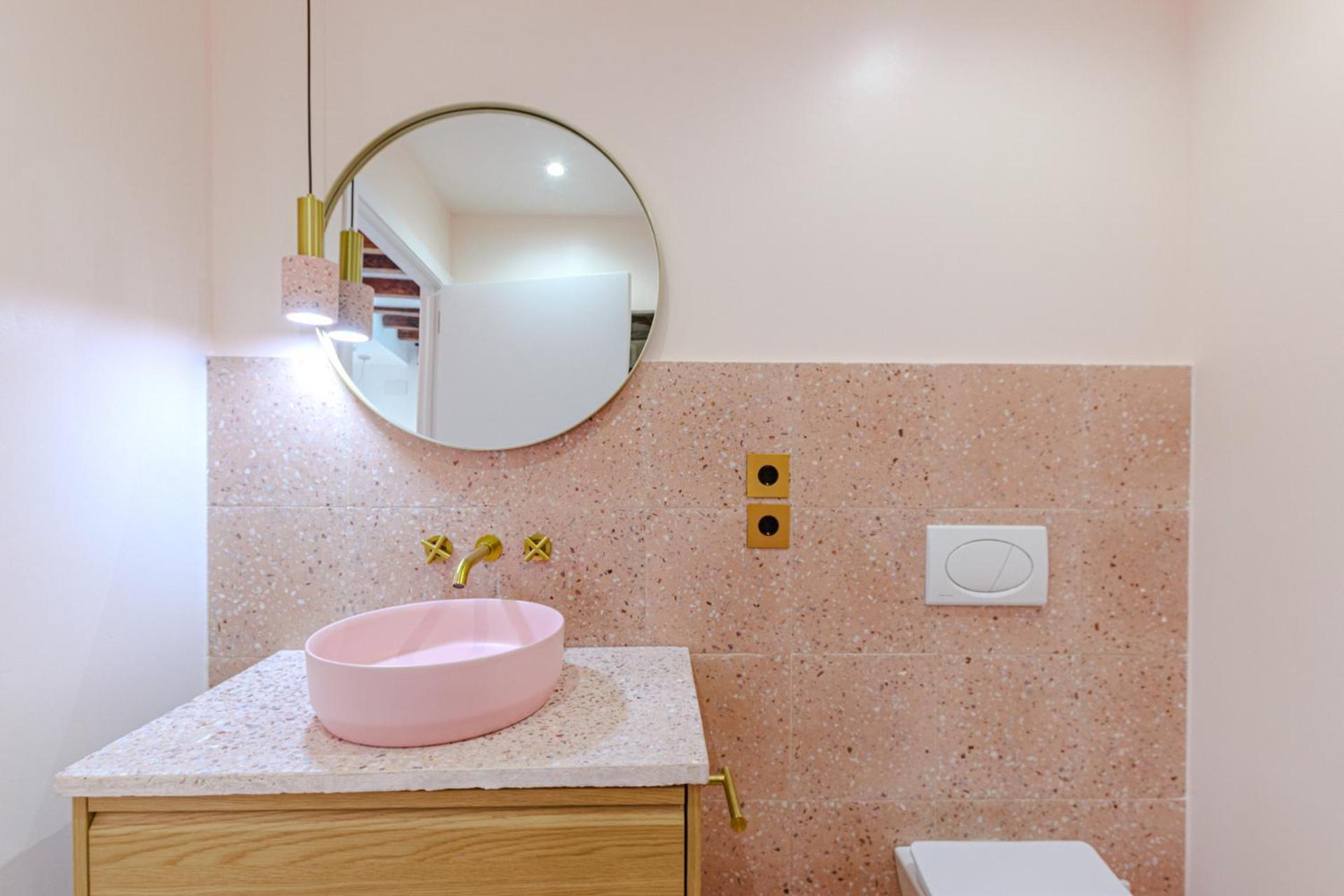 Glamorous Pink Studio In City Center Alicante Bagian luar foto
